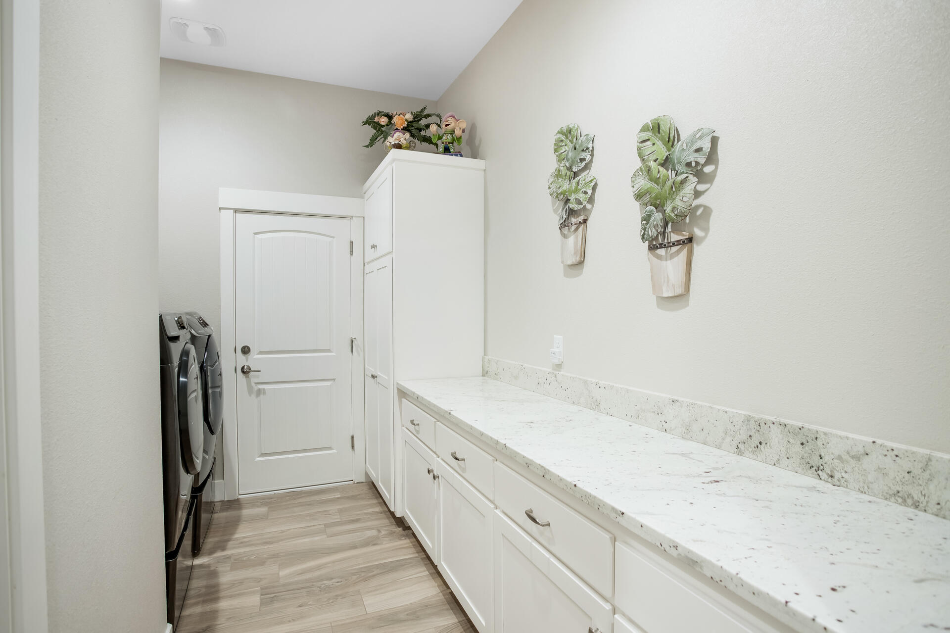 4755 Lower Springs Road Redding, CA 96001 - Photo 19 of 34 IMG_5351
