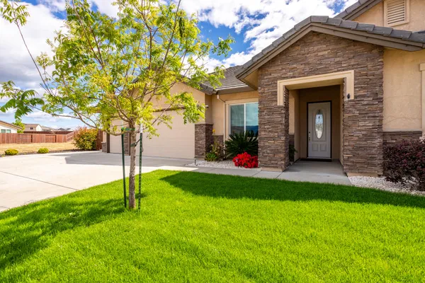 $624,500 | 4755 Lower Springs Road, Redding, CA 96001