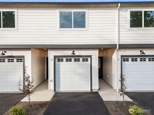 $419,950 | 669 West Hendrickson Road, Unit 5, Sequim, WA 98382