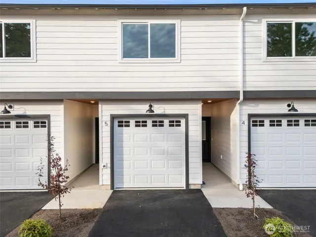 $439,950 | 669 West Hendrickson Road, Unit 5, Sequim, WA 98382