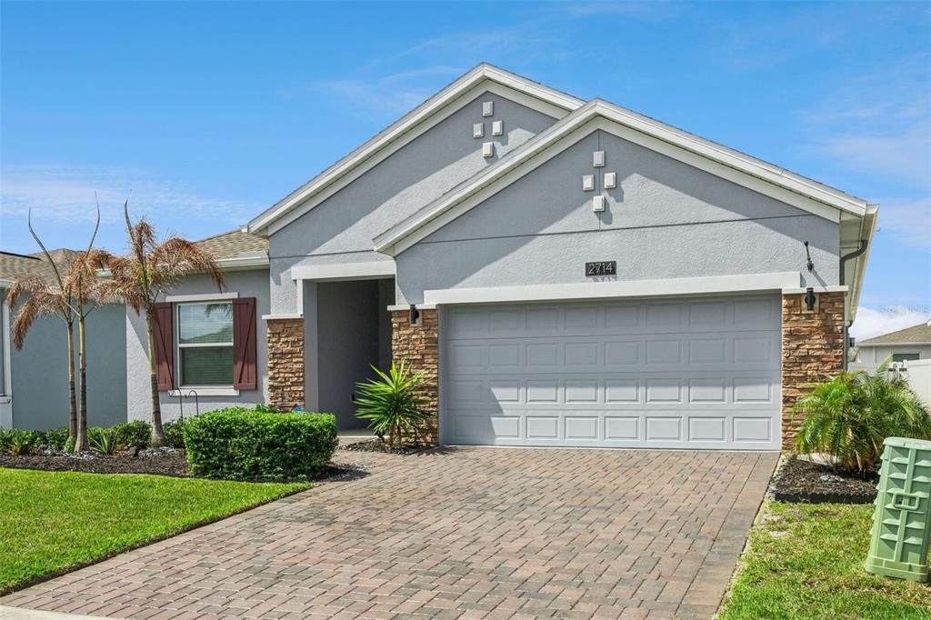 2714 Slash Way St. Cloud, FL 34771 - Photo 5 of 50 a front view of house with yard