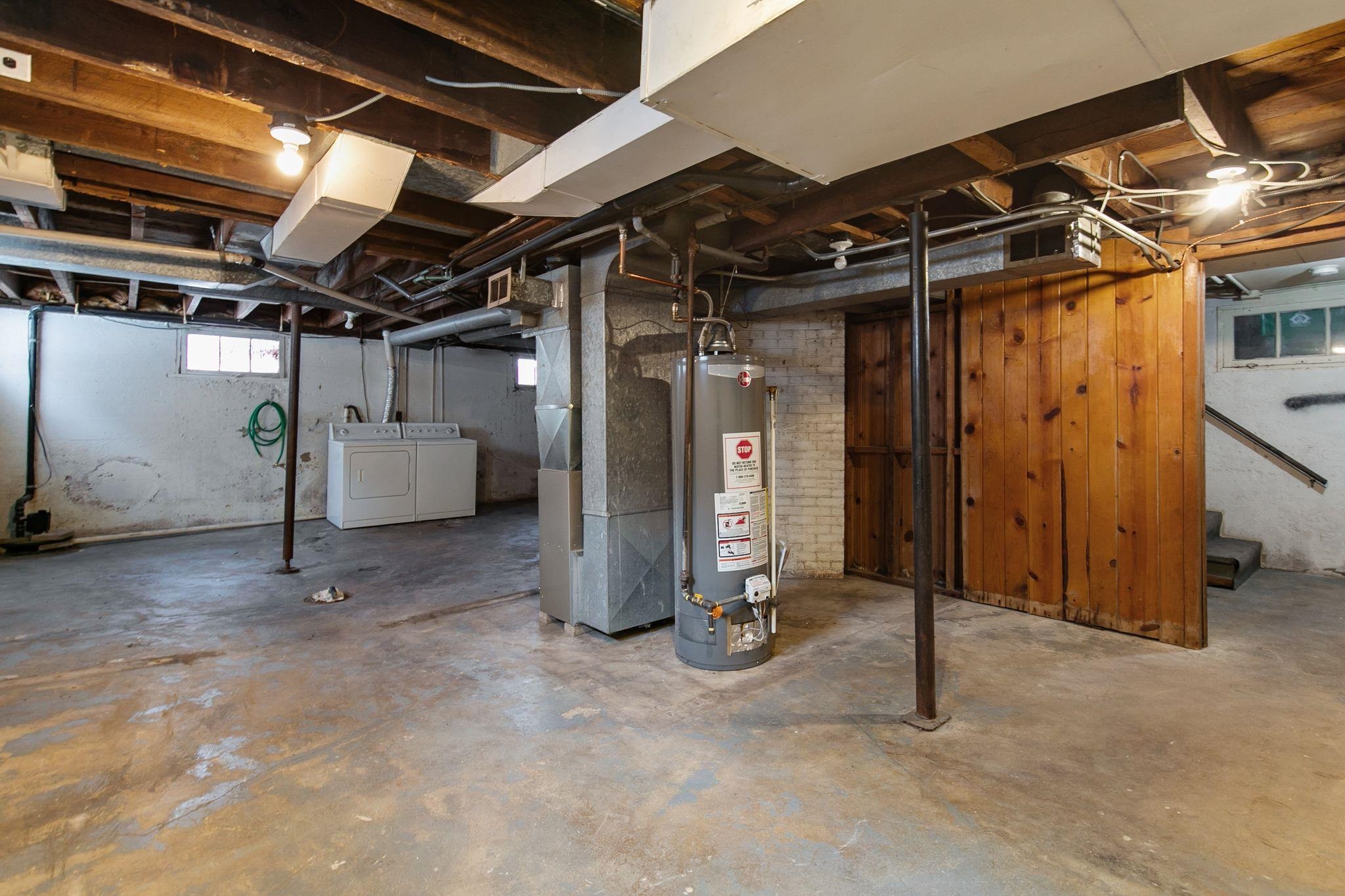 1014 Stuart Street Green Bay, WI 54301 - Photo 14 of 28