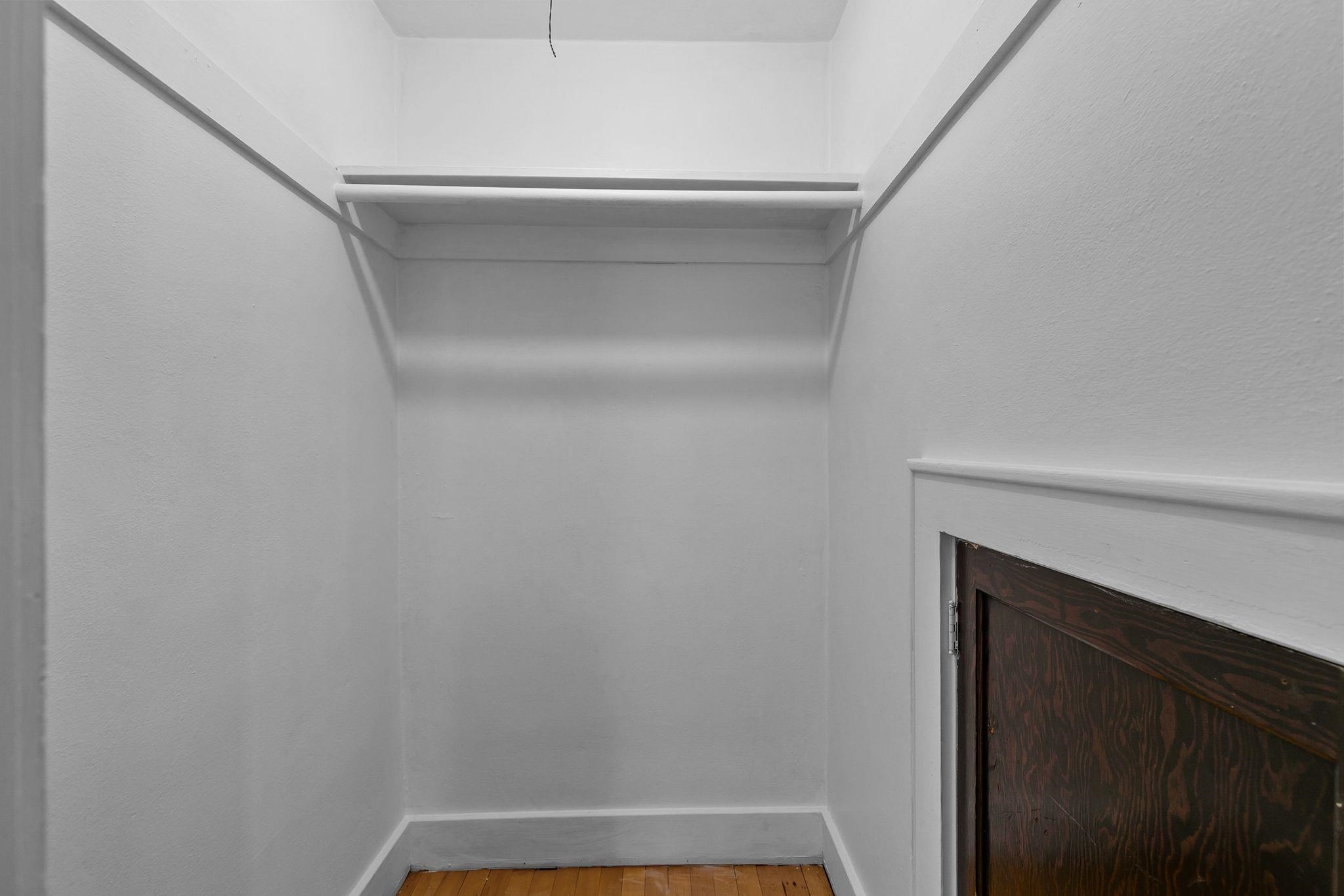 1014 Stuart Street Green Bay, WI 54301 - Photo 17 of 28