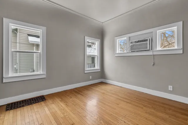 $225,000 | 1014 Stuart Street, Green Bay, WI 54301