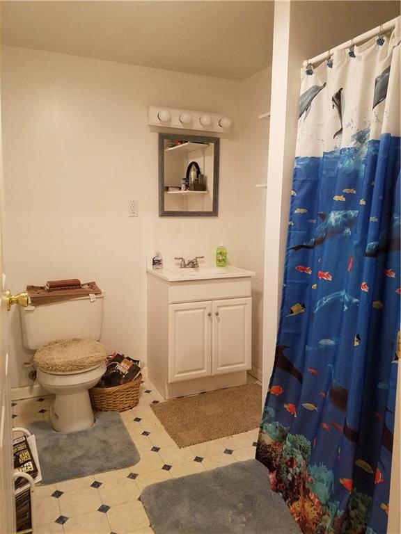 194 Swiontek Road Aliquippa, PA 15001 - Photo 21 of 25 Full bath in 4th Bedroom!!