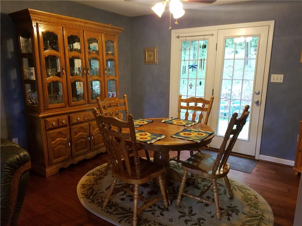 194 Swiontek Road Aliquippa, PA 15001 - Photo 6 of 25 Dining room