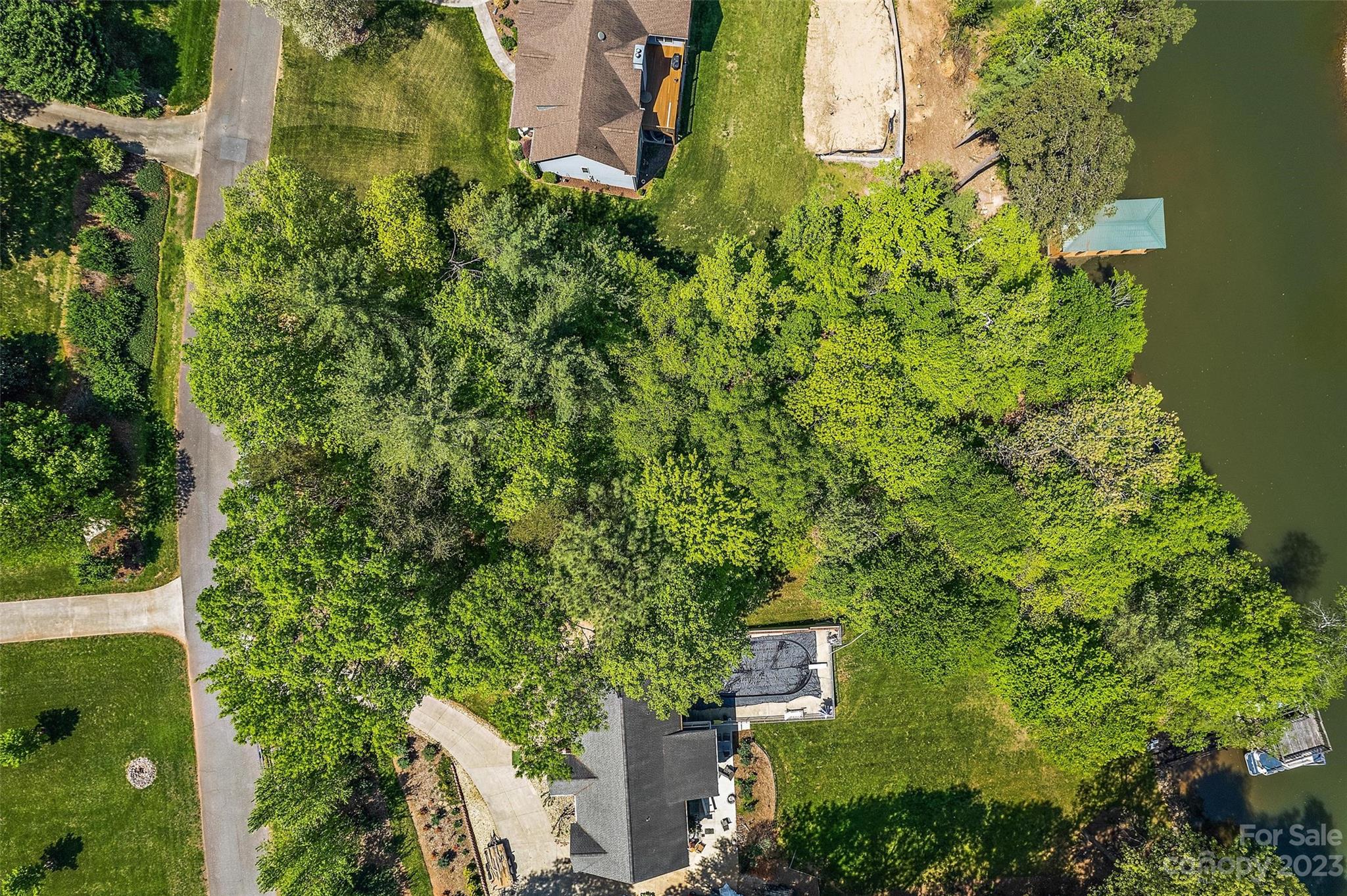 6730 Waterfront Drive Hickory, NC 28601 - Photo 11 of 12