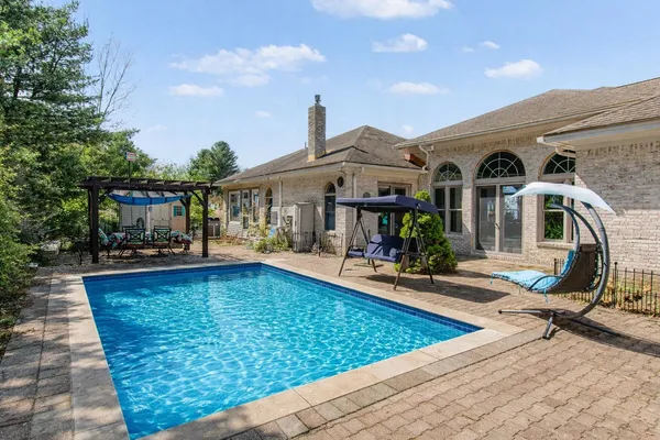 $1,100,000 | 11 Cedar Hill Drive, St. Albans Town, VT 05478