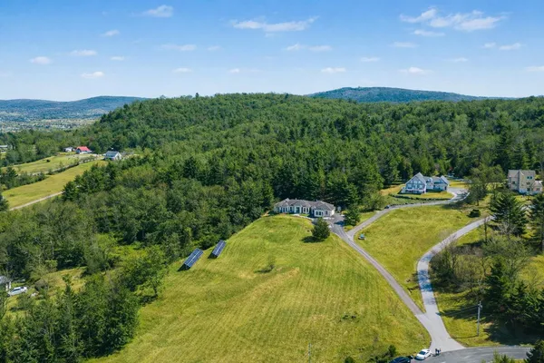 $1,100,000 | 11 Cedar Hill Drive, St. Albans Town, VT 05478