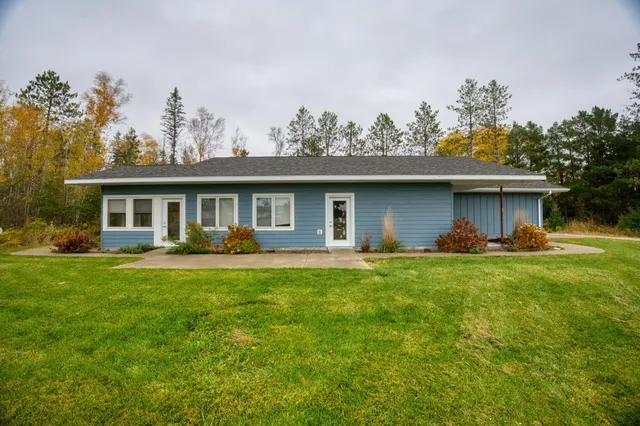 $299,000 | 2525 Glenwood Drive, Grand Rapids, MN 55744