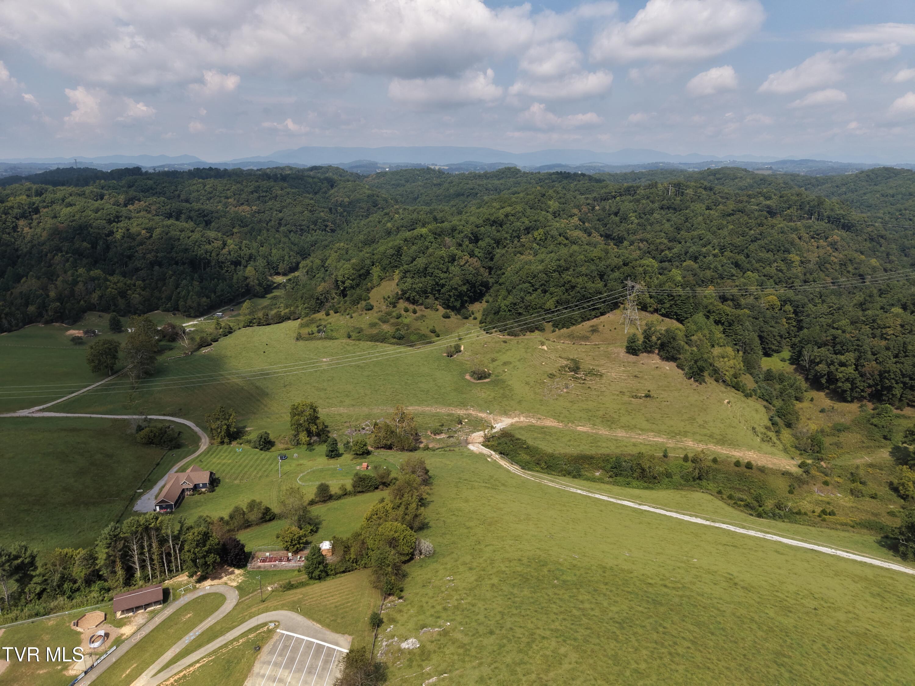 Tbd Watauga Road, Unit NORTHSIDE PARCEL Abingdon, VA 24211 - Photo 17 of 28 DJI_20260918130555_0719_D