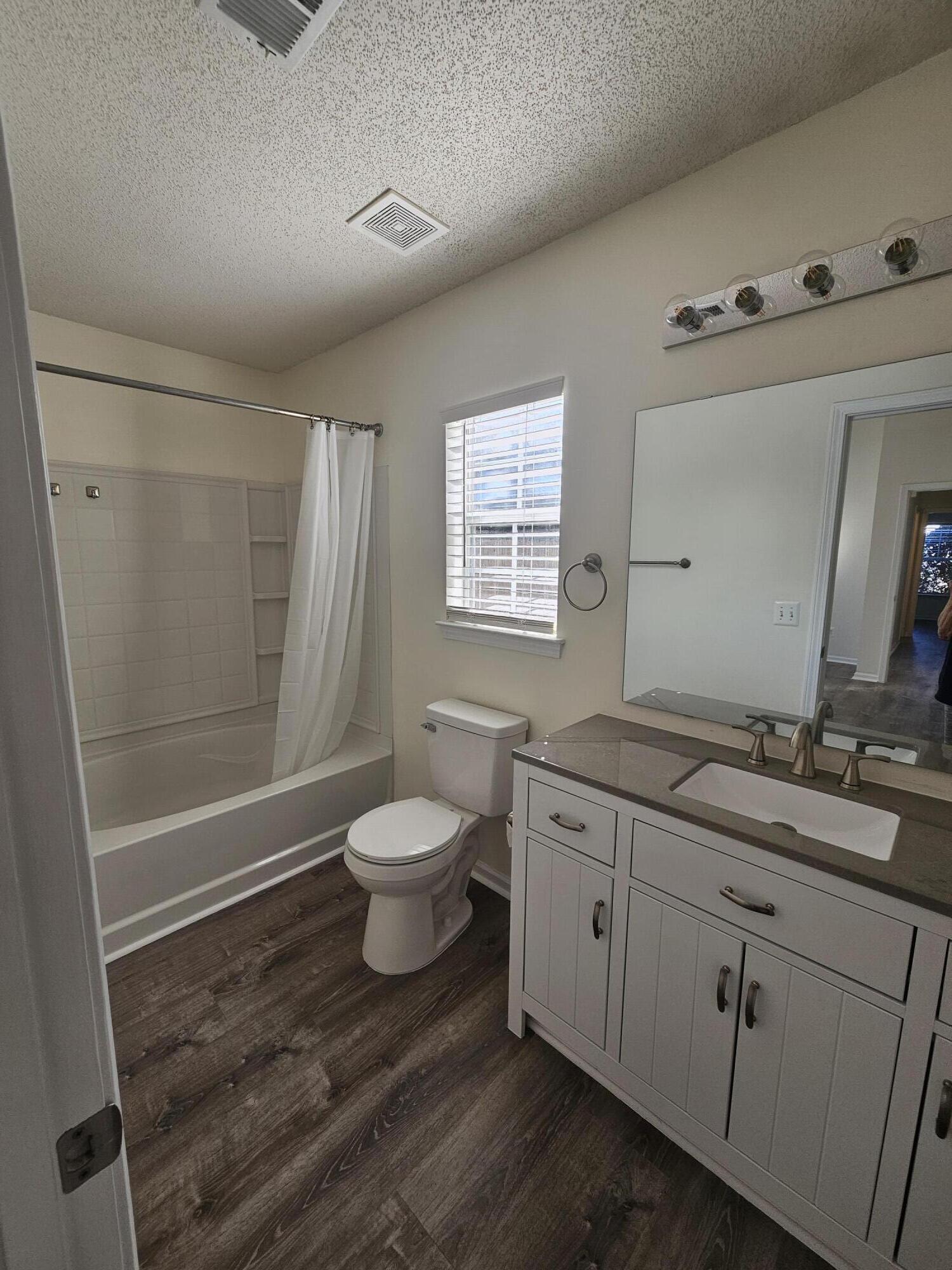 1424 Pinethicket Drive Summerville, SC 29486 - Photo 18 of 27 master bath2