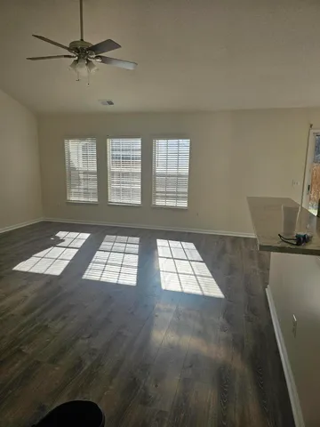 $295,500 | 1424 Pinethicket Drive, Summerville, SC 29486