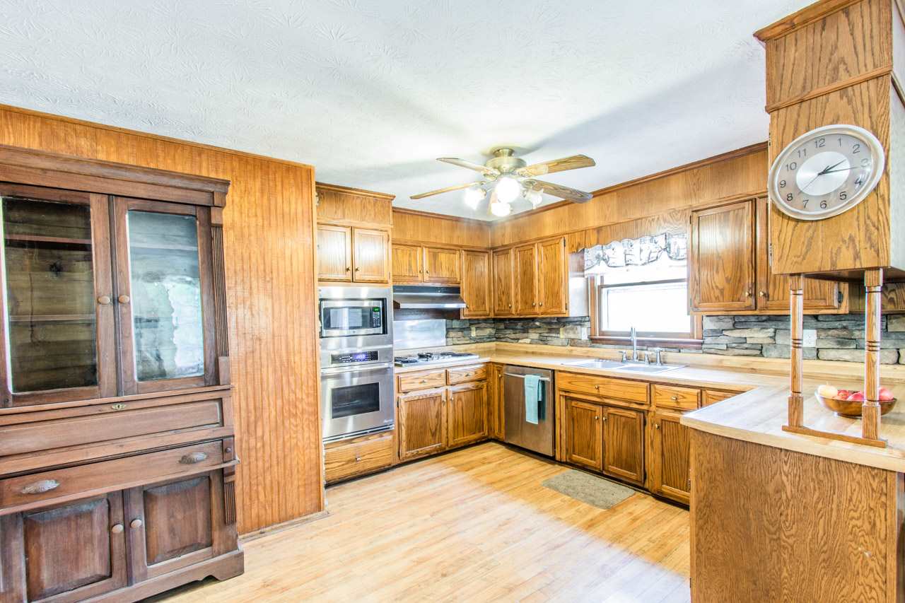140 Hunters Landing Road Morgantown, KY 42261 - Photo 8 of 19 Gallery Image 8