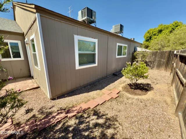 $1,600 | 4448 East Fremont Street, Phoenix, AZ 85042