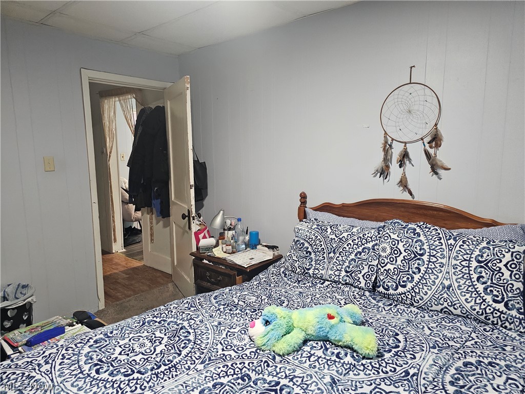 633 Riley Avenue East Liverpool, OH 43920 - Photo 13 of 21 View of bedroom