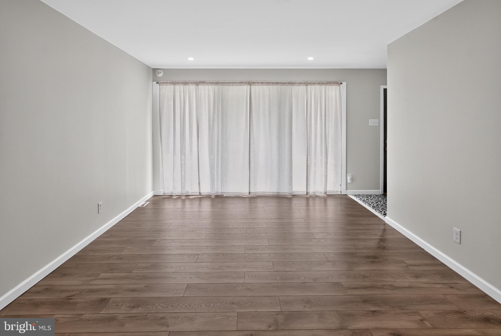 102 Ramble Road Cherry Hill, NJ 08034 - Photo 7 of 27