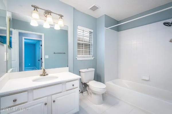 $2,895 | 7820 Deerwood Point Court, Unit 12031, Jacksonville, FL 32256