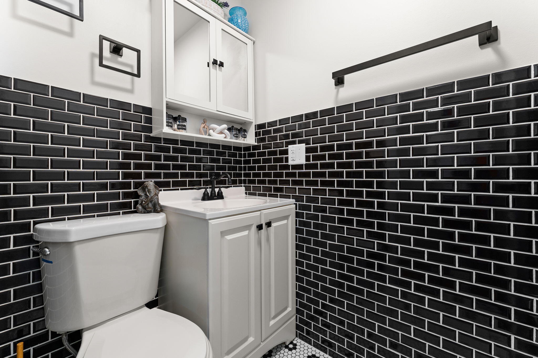 4189 Rutledge Street Gary, IN 46408 - Photo 22 of 39 2048x1365