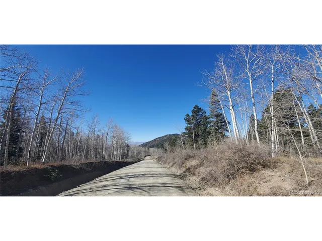 a picture of a bathroom with a sink