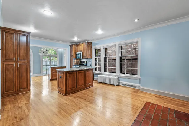 $849,900 | 2123 East Beverly Road, Shorewood, WI 53211