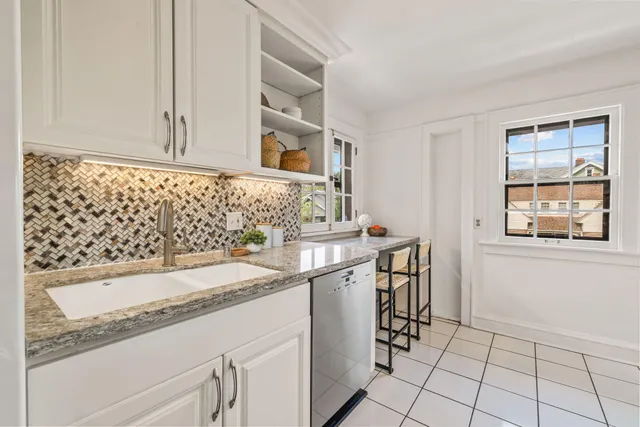 $849,900 | 2123 East Beverly Road, Shorewood, WI 53211