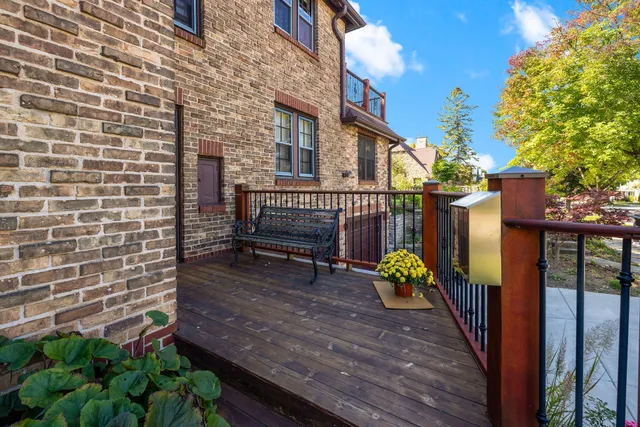 $849,900 | 2123 East Beverly Road, Shorewood, WI 53211