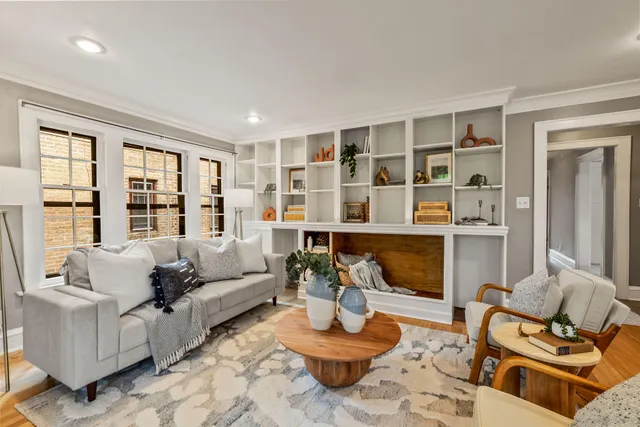 $849,900 | 2123 East Beverly Road, Shorewood, WI 53211