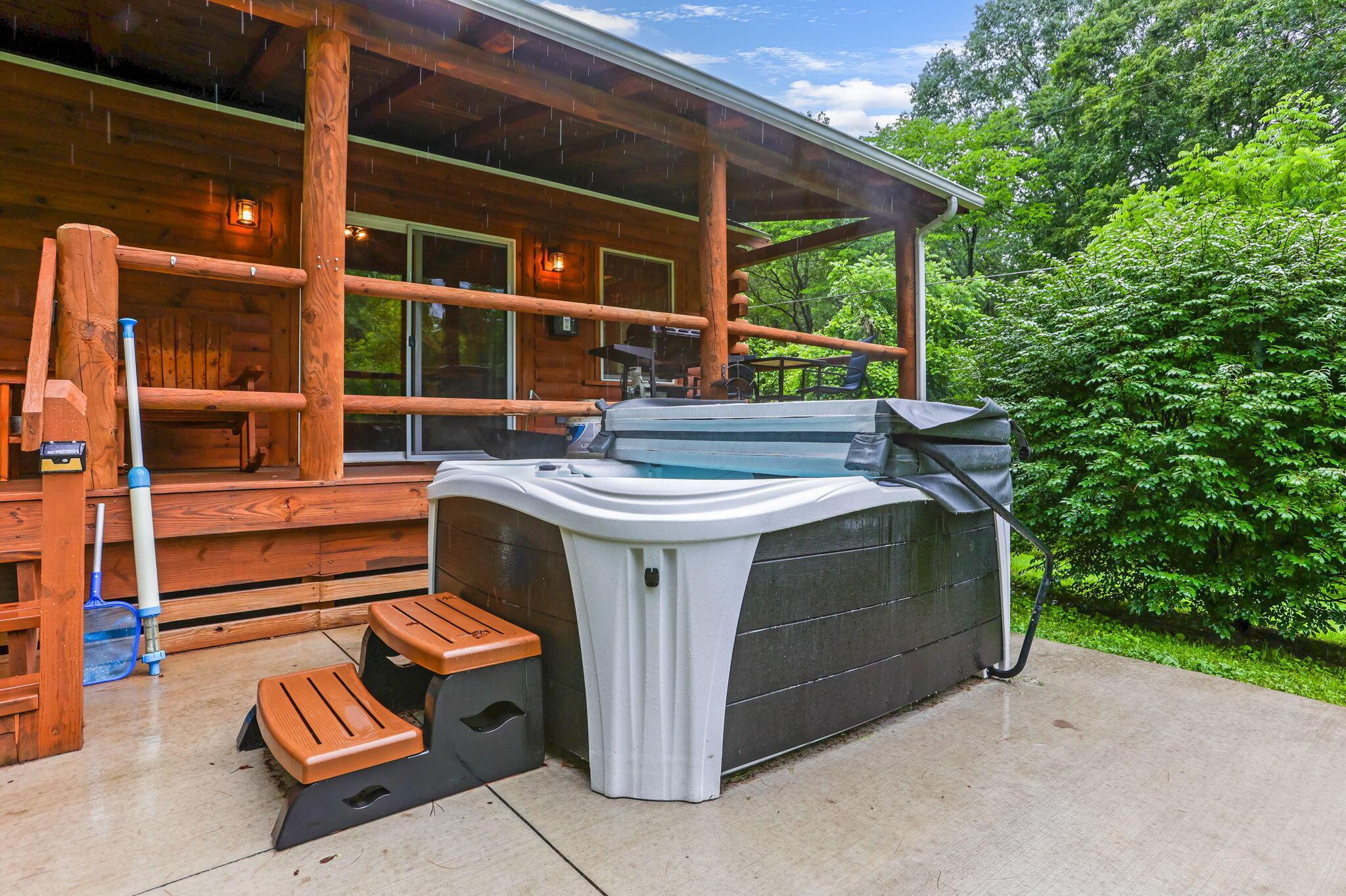 14879 Wolfe-Bennett Road Nelsonville, OH 45764 - Photo 21 of 31 Hot Tub