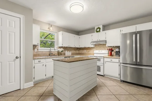 $315,000 | 2516 Whisper Way, Tallahassee, FL 32308