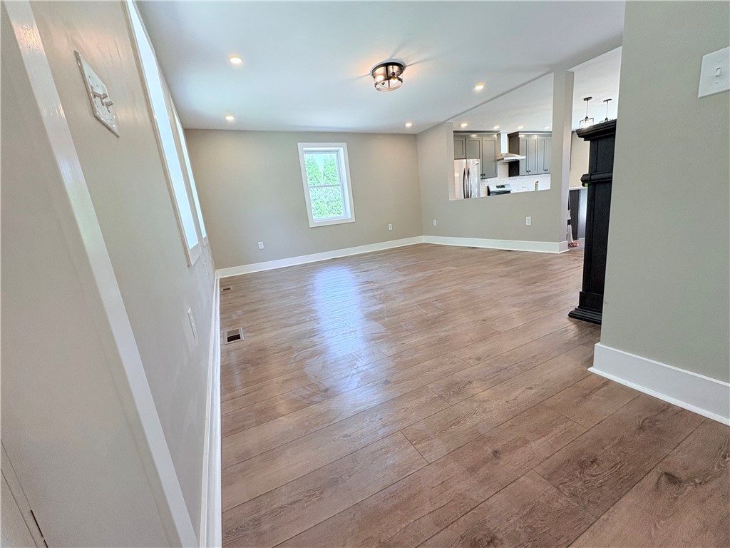 4225 Ransom Road Clarence, NY 14031 - Photo 12 of 31