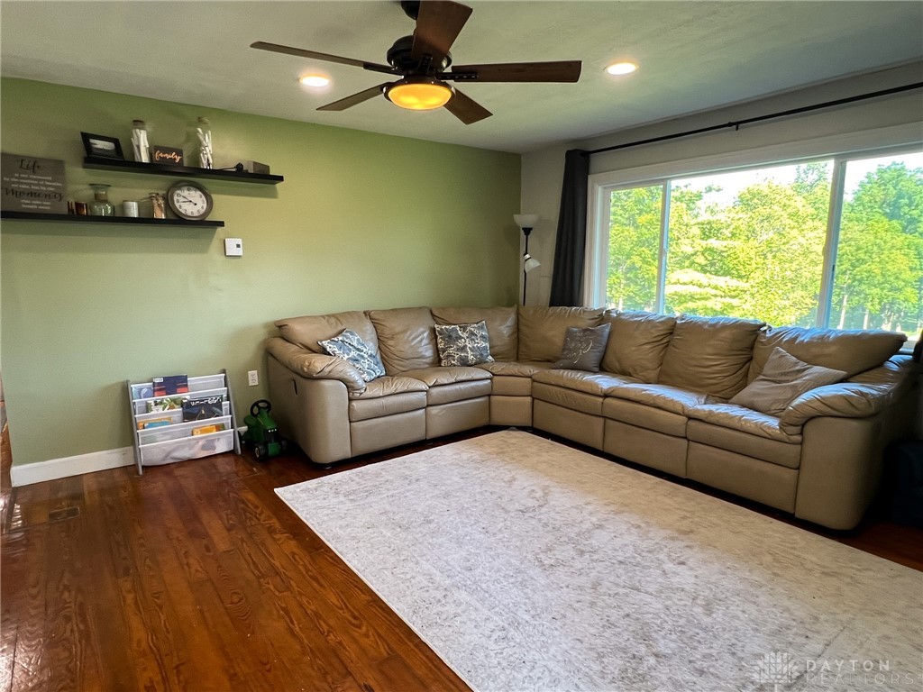 866 Routzong Road Xenia, OH 45385 - Photo 18 of 44 Gallery Image 18