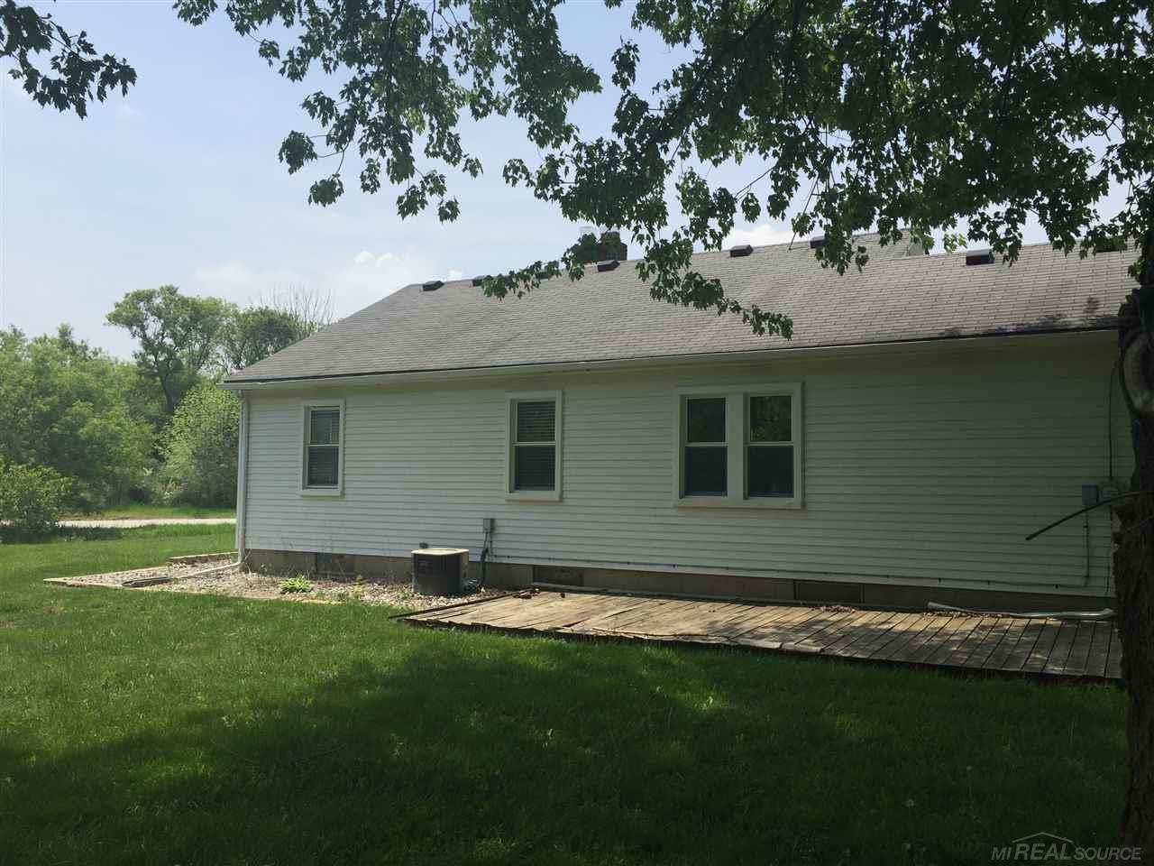 2743 Arlington Road Columbus, MI 48063 - Photo 3 of 11 Gallery Image 3