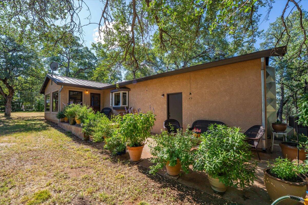 21880 Oak Meadow Road Palo Cedro, CA 96073 - Photo 59 of 79 Back patio