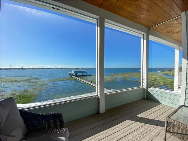 $1,399,999 | 424 Lake Mirror Drive, Lake Placid, FL 33852