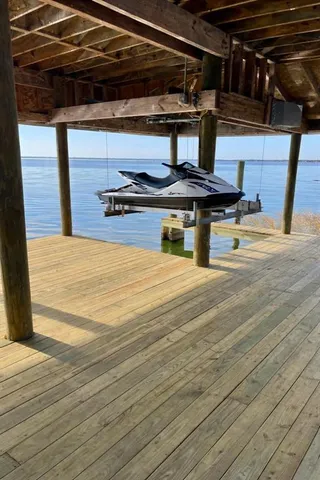 $1,399,999 | 424 Lake Mirror Drive, Lake Placid, FL 33852