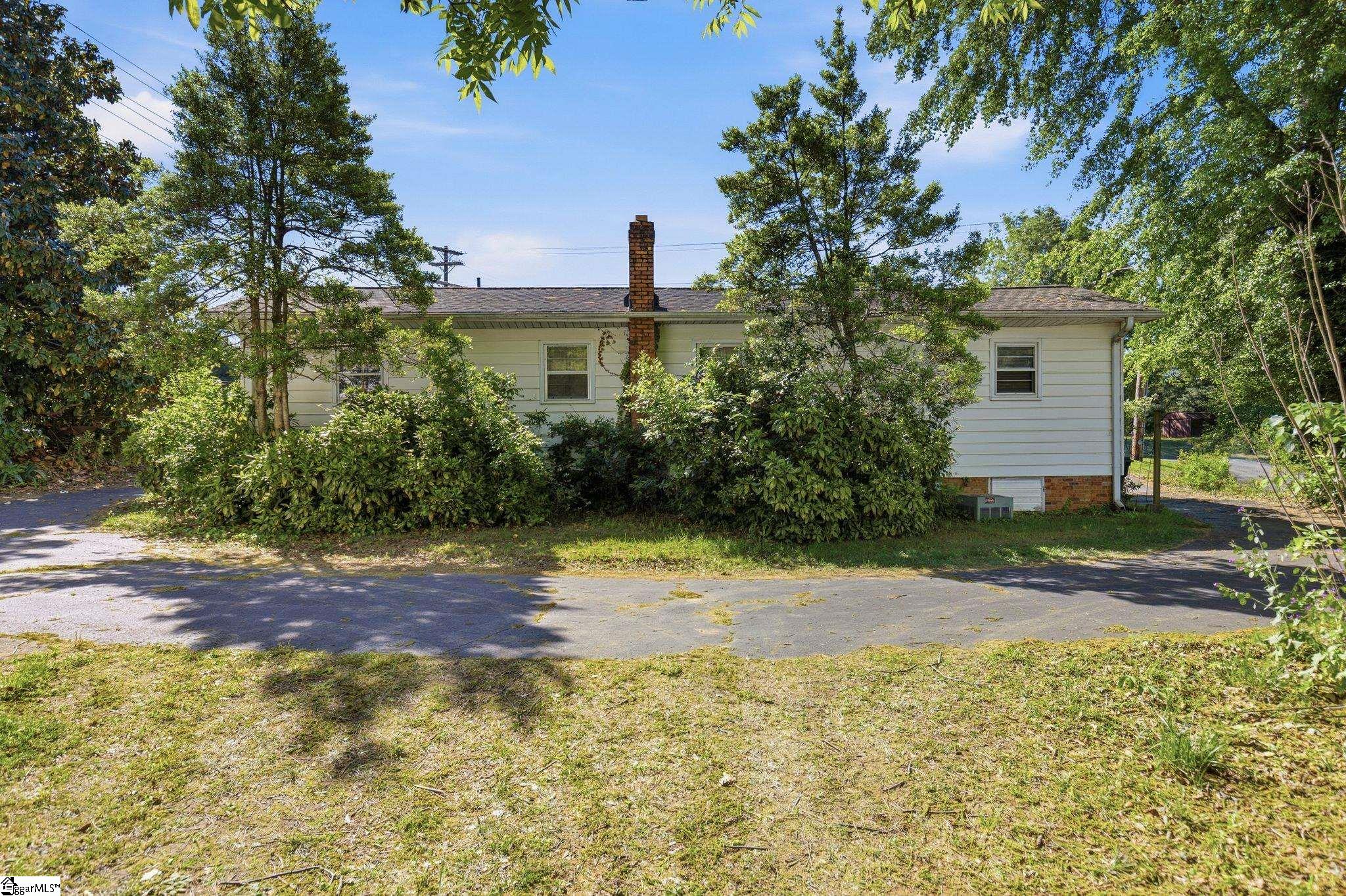 100 Pearson Road Easley, SC 29642 - Photo 4 of 24