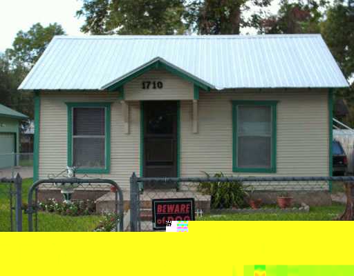 a view of a house with a swimming pool