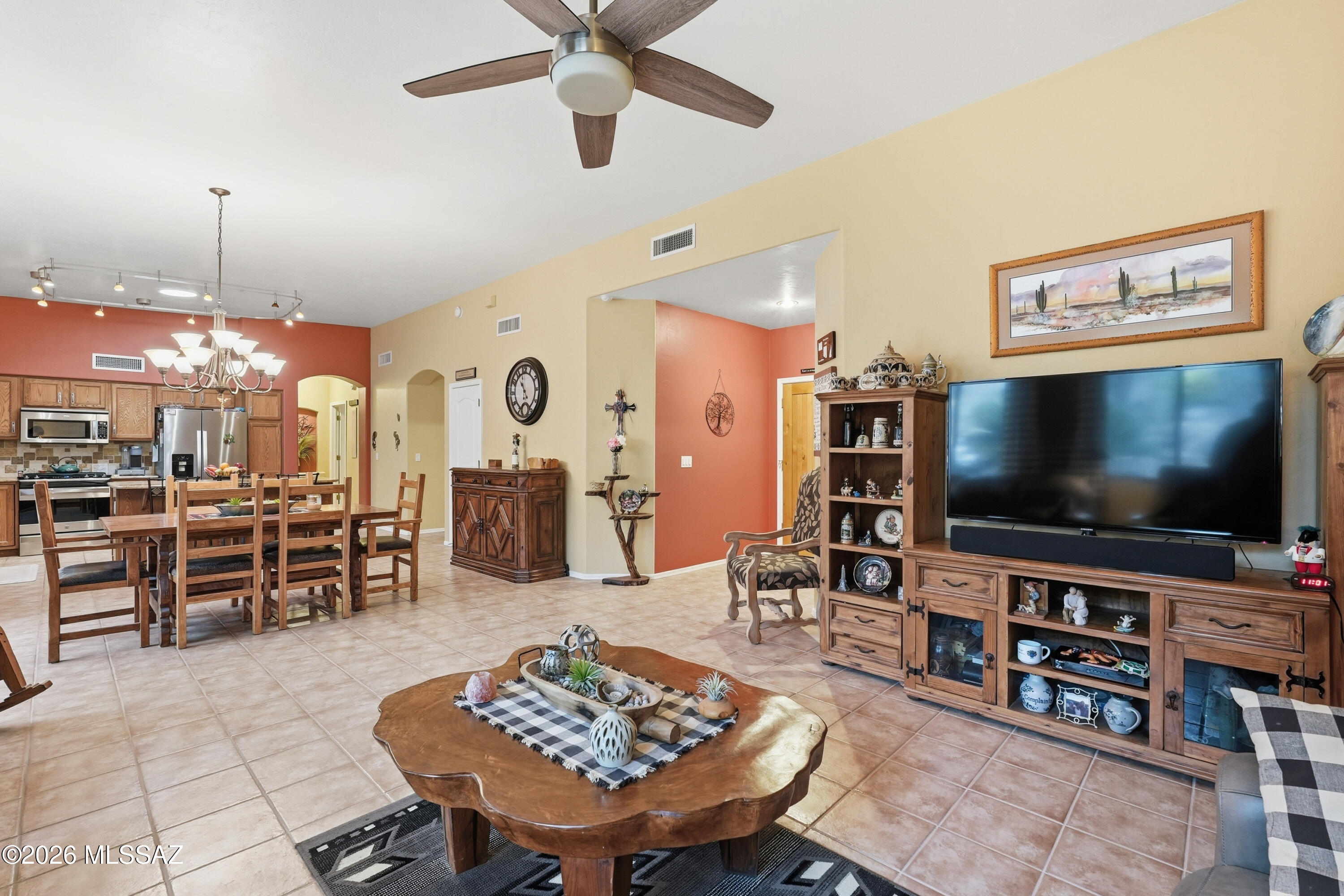 498 West Windowmaker Road Tucson, AZ 85737 - Photo 13 of 47