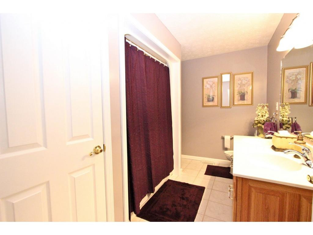 1042 Splashaway Road Newport, TN 37821 - Photo 12 of 24 Master Bath