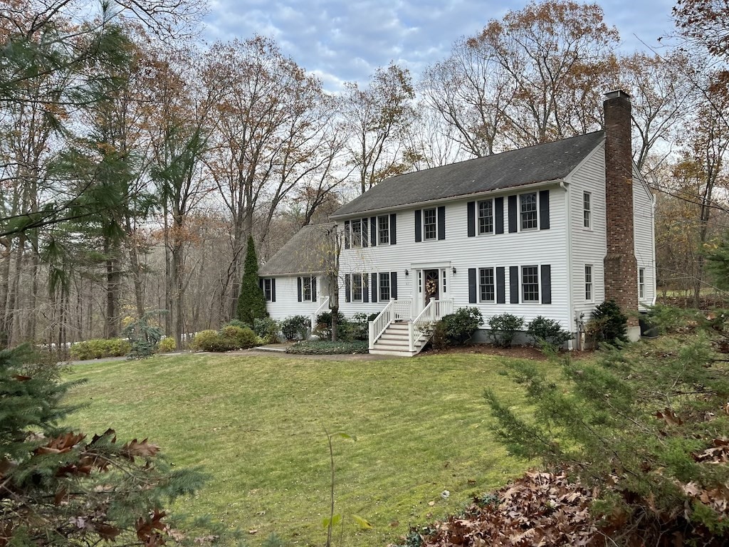 67 Sears Road Southborough, MA 01772 - Photo 2 of 40 Gallery Image 2