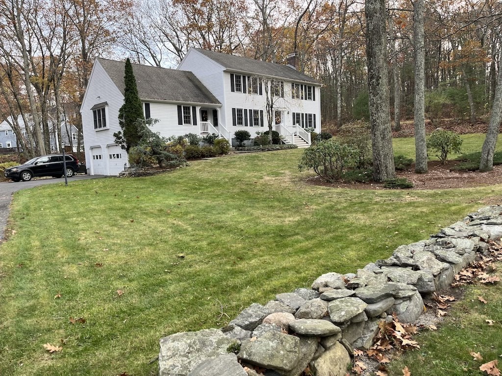 67 Sears Road Southborough, MA 01772 - Photo 3 of 40 Gallery Image 3