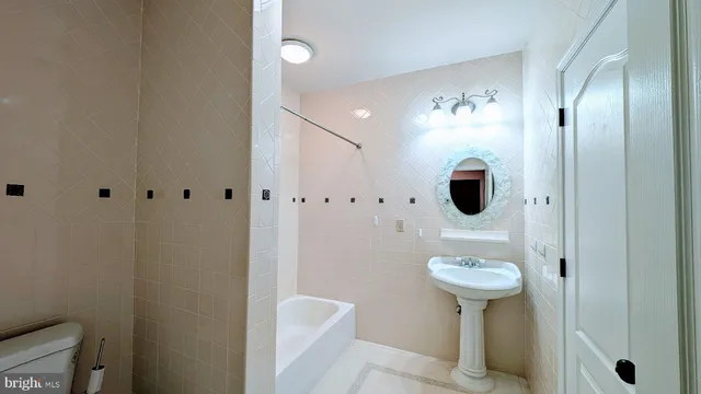 $4,400 | 10918 Crider Court, Bristow, VA 20136