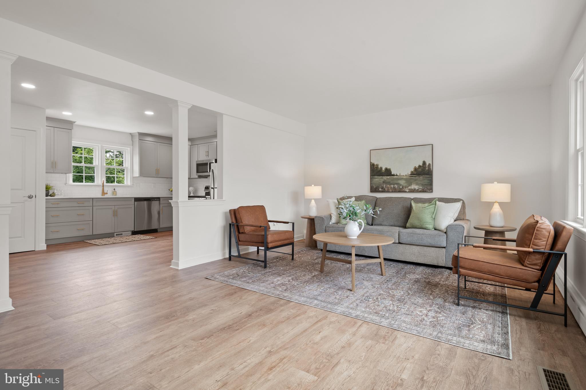 240 South Reading Road Ephrata, PA 17522 - Photo 4 of 33 Gallery Image 4