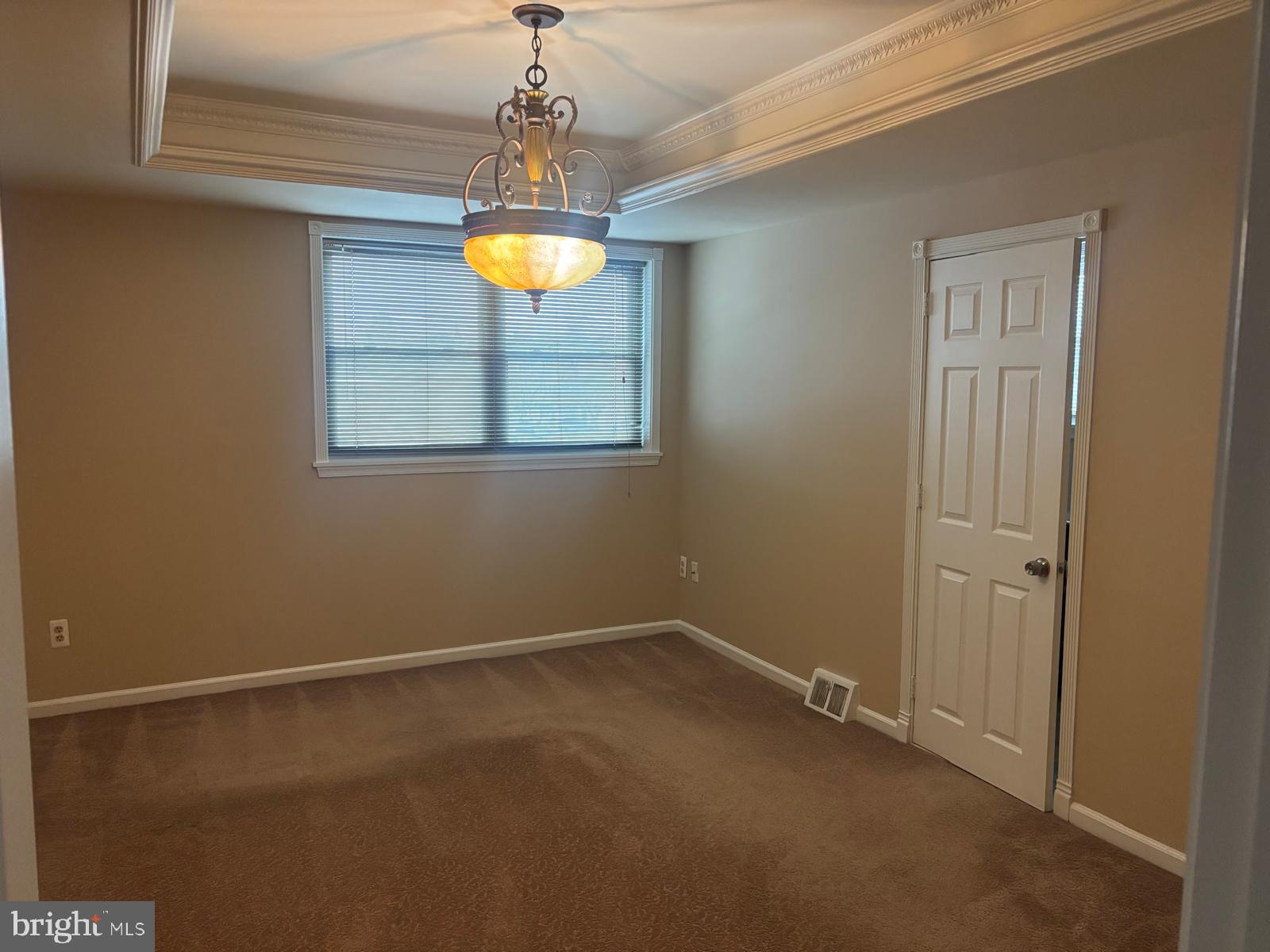 8428 Verree Road Philadelphia, PA 19111 - Photo 6 of 15 Gallery Image 6