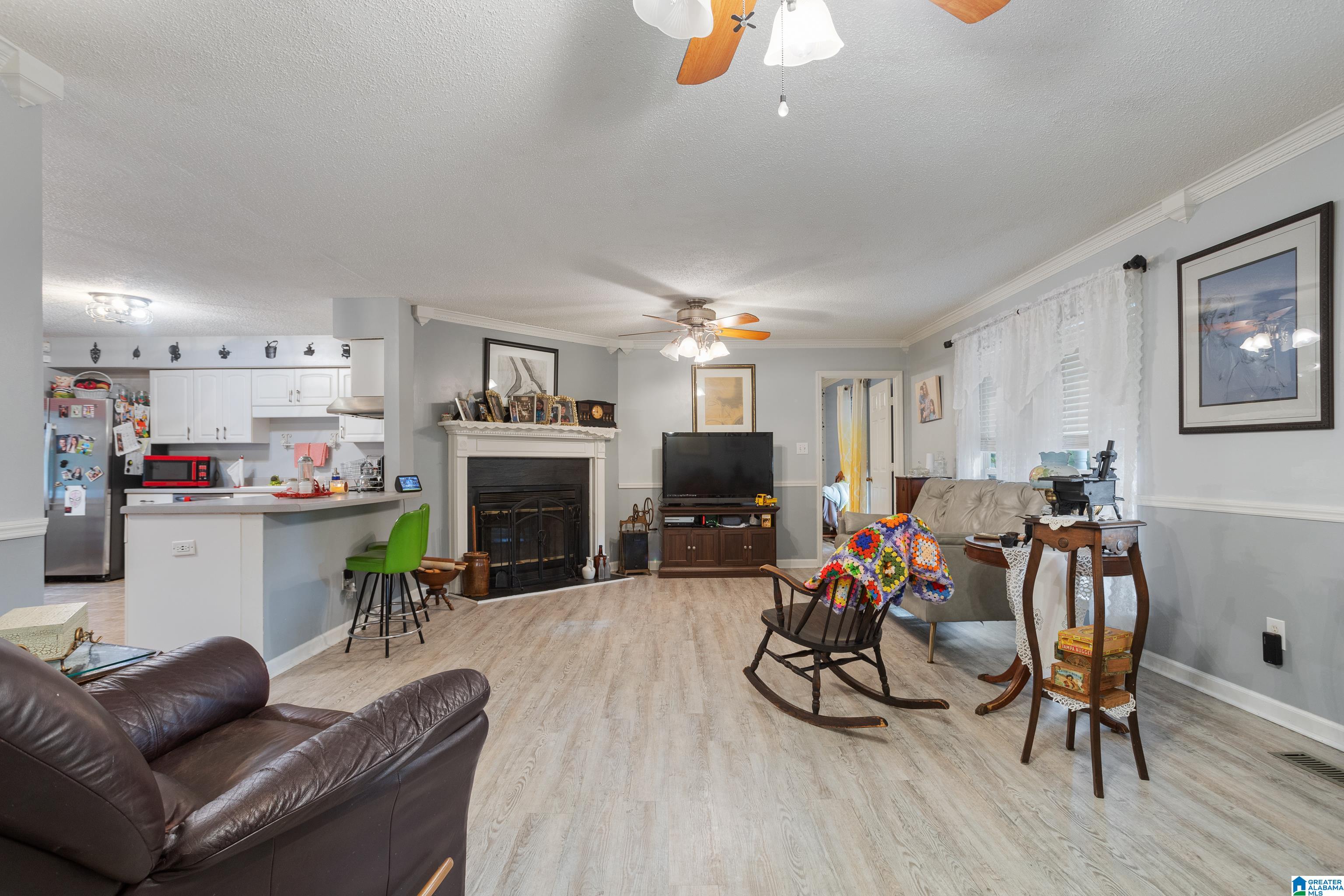 425 2nd Street Fultondale, AL 35068 - Photo 4 of 42