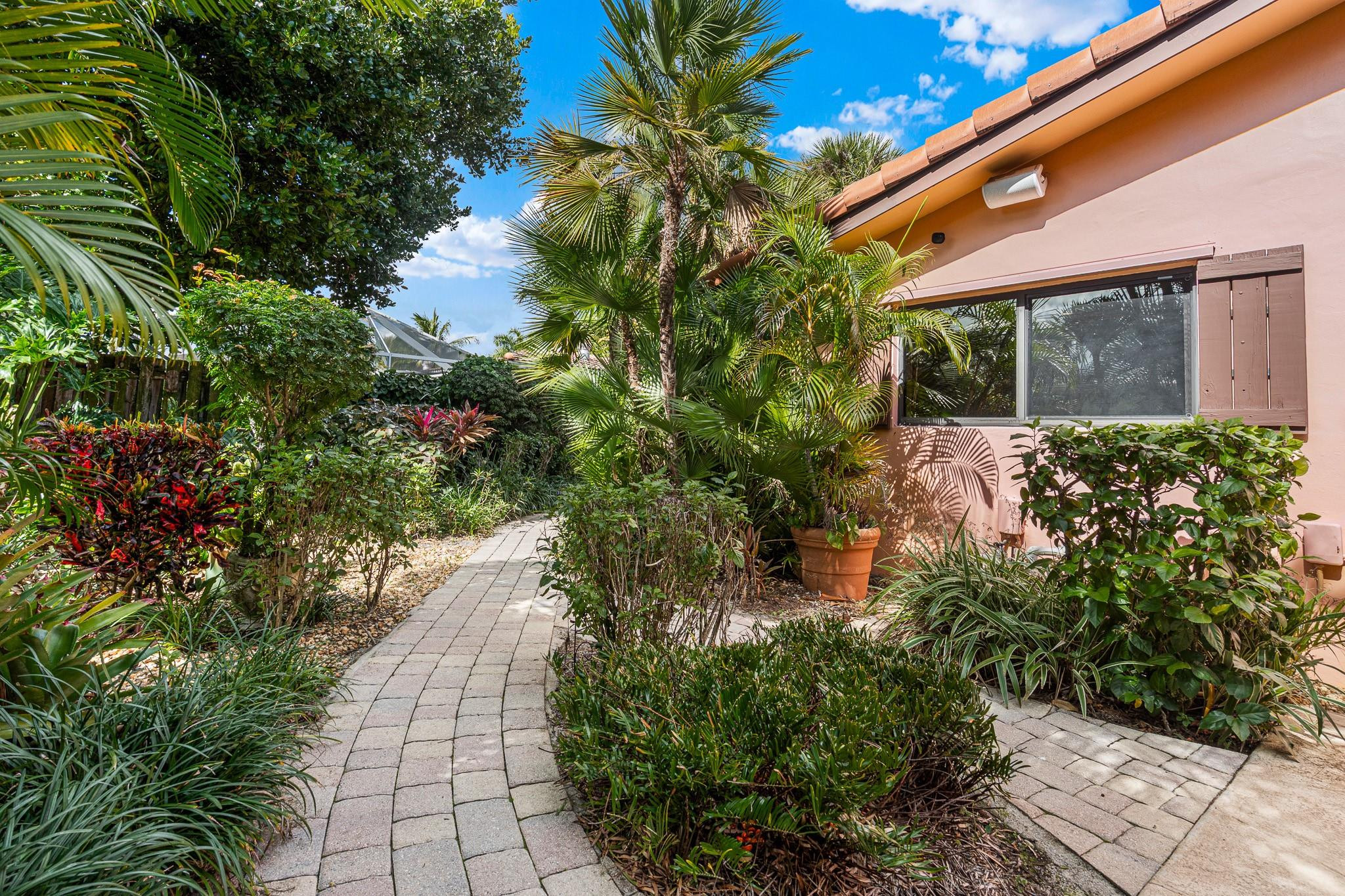 708 Northwest 6th Drive Boca Raton, FL 33486 - Photo 25 of 47 Photo 8