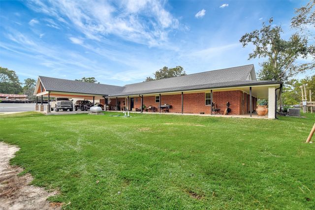 a front view of house with yard
