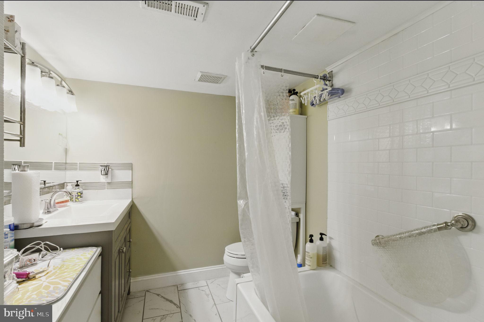 75 West Bay Front Road Lothian, MD 20711 - Photo 64 of 89 Lower Level Bath View 1