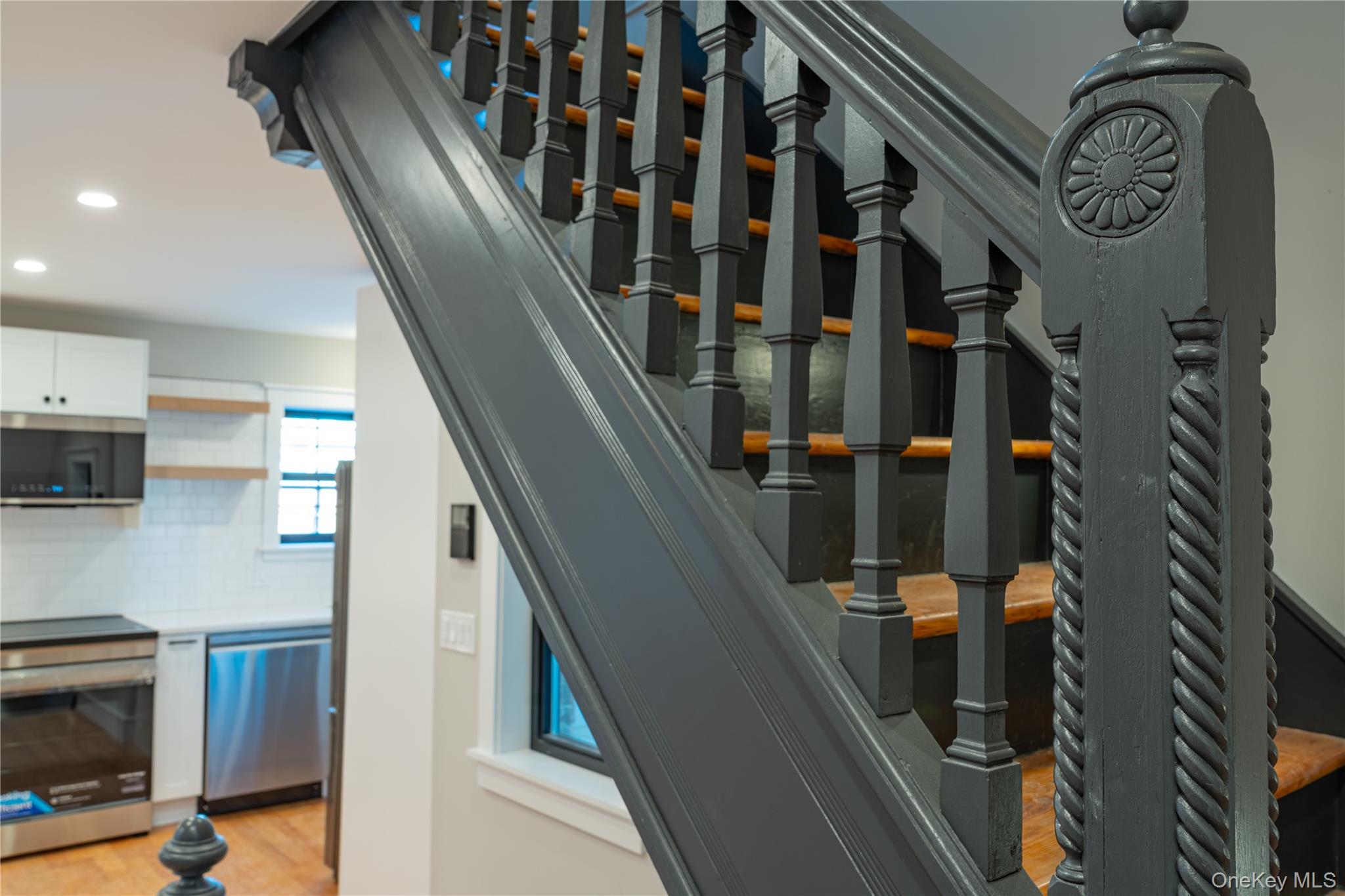 85 Cannon Street, Unit 2 Poughkeepsie, NY 12601 - Photo 3 of 27